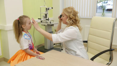 Фото - Когда впервые посетить офтальмолога?