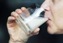 Фото - Врач объяснил, помогает ли молоко при простуде